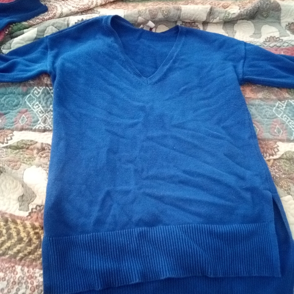 Clothes - Picture 6 of 8